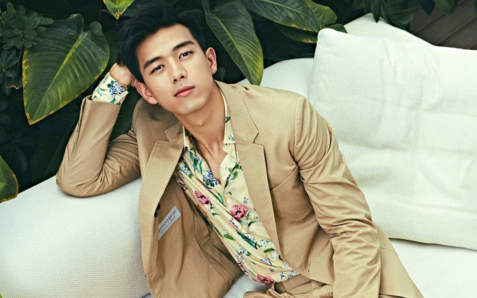 梦幻对决，当东契奇的绝技遇上广东队的铁壁，压力中绽放的篮球之光