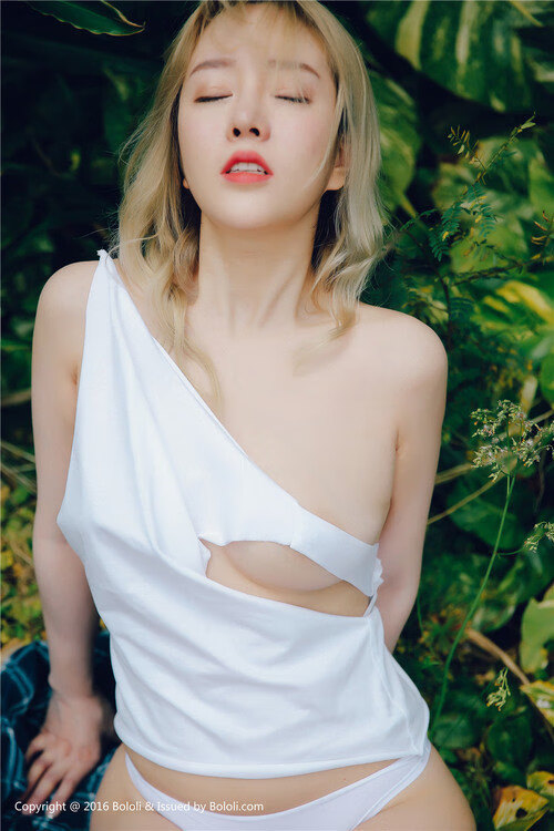 孤星与洪流,坎特的无争议全场最佳,莱比锡红牛如何冲垮几内亚